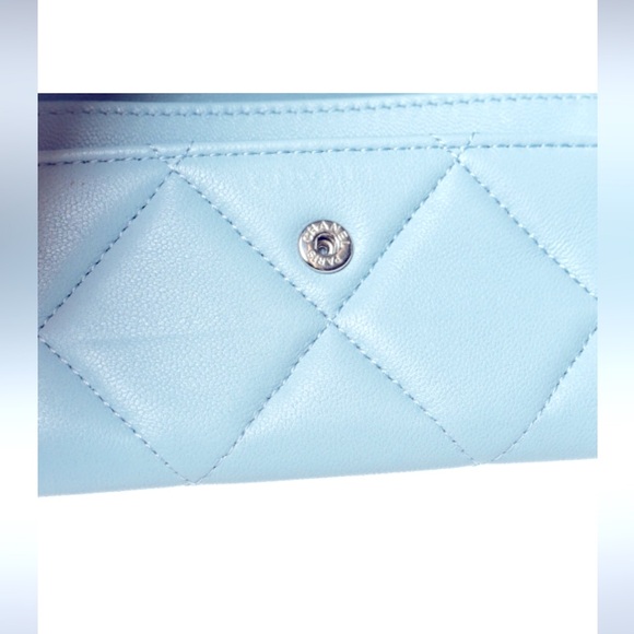 For @njmceldowney only CHANEL 19 Flap Wallet in Blue Quilted Lambskin Authentic - Picture 6 of 8